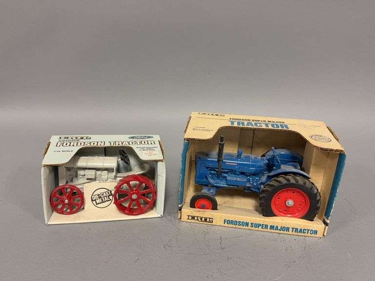 Two Ertl 1:16 scale Fordson tractors-Antique and Super Major image