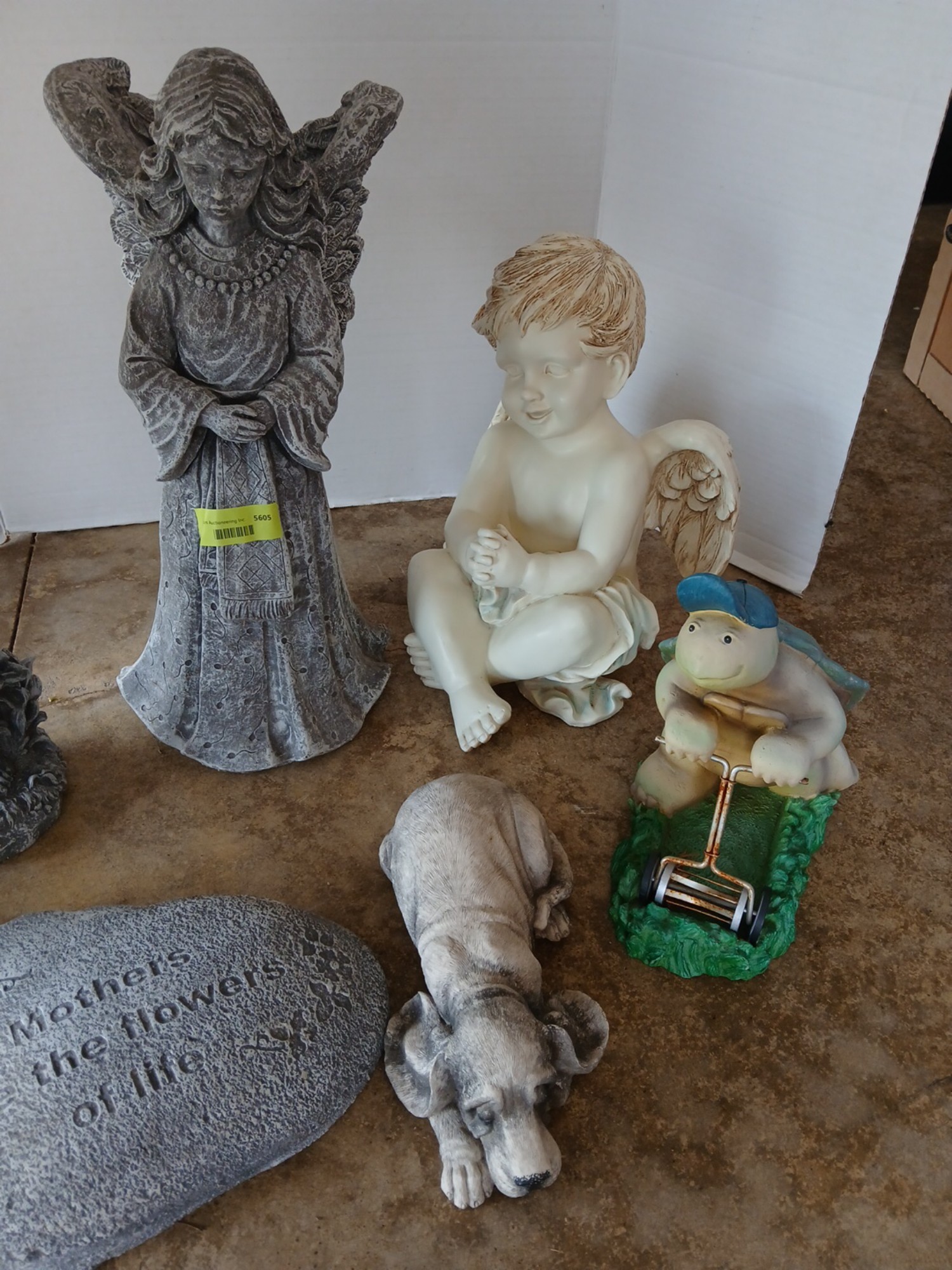 Lot image 2