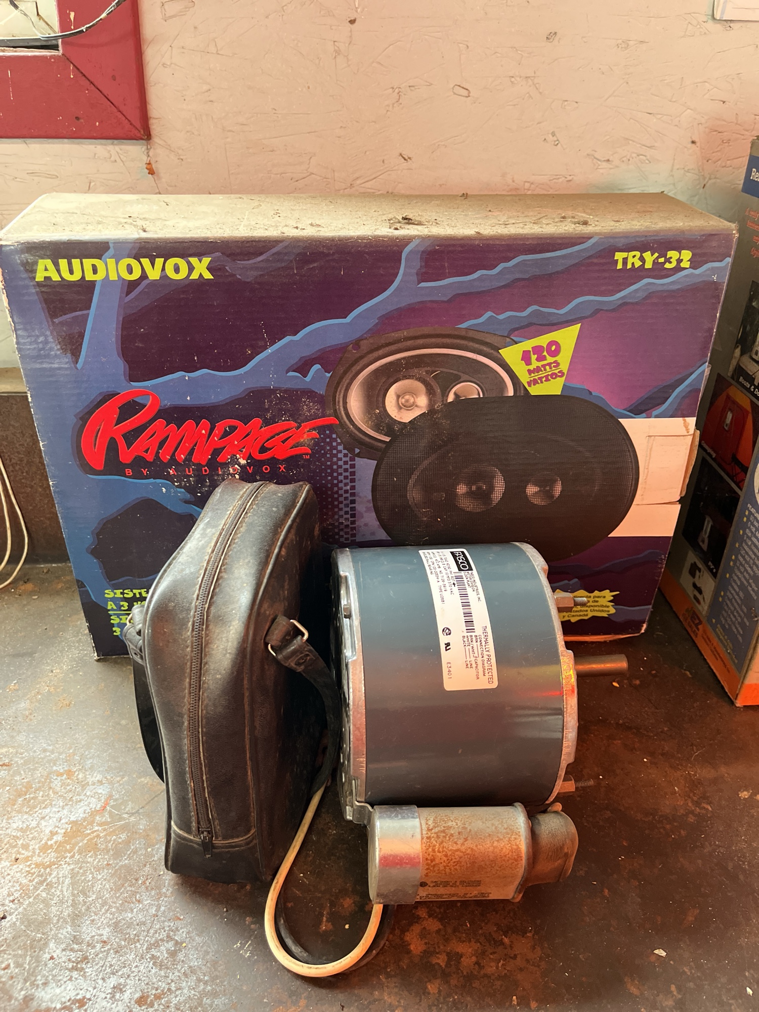 Lot image 2