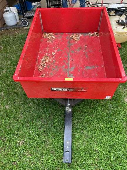Huskee 15 cf dump trailer 36 x 48