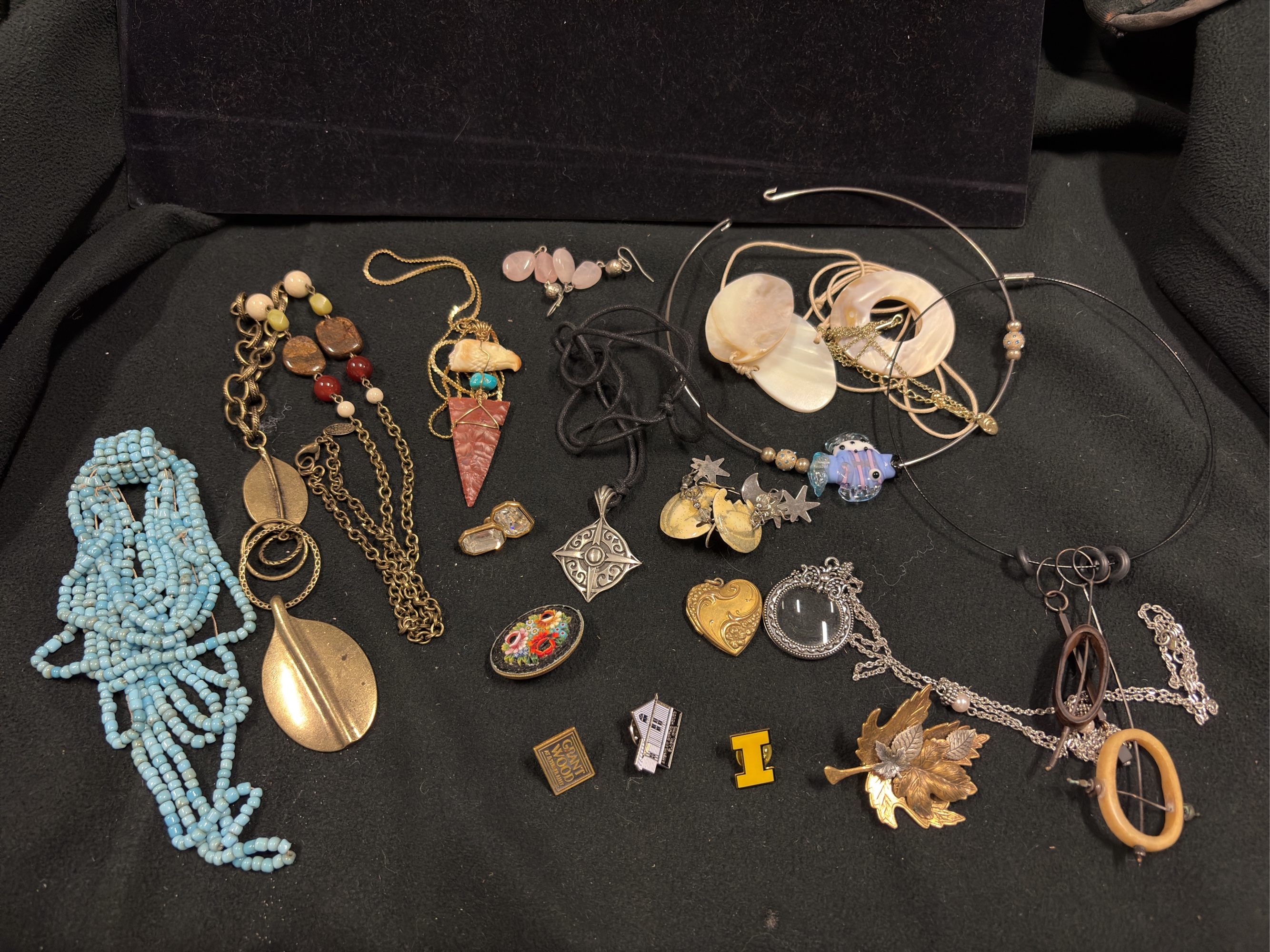 Lot image 1