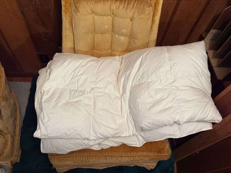Full/Queen size down comforter