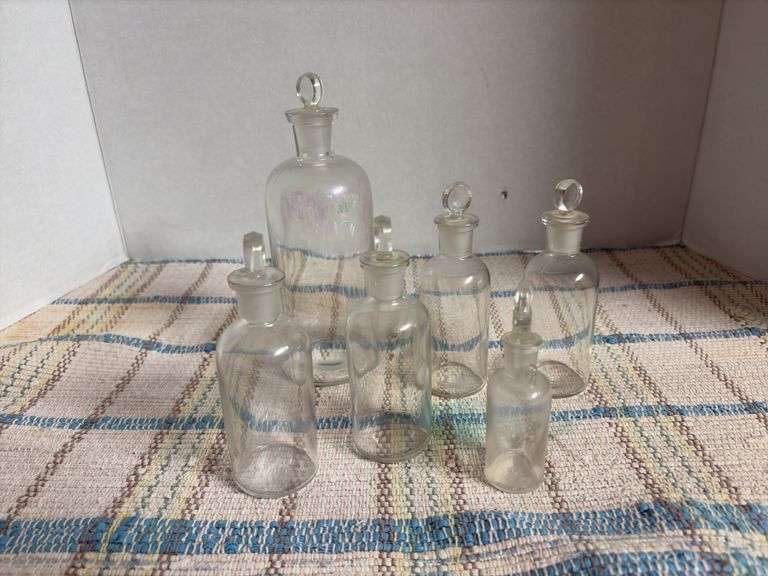 6 small apothecary bottles