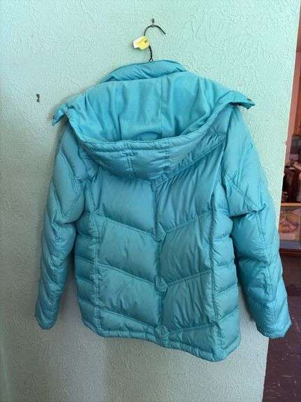 Women’s Cabelas goose down M jacket