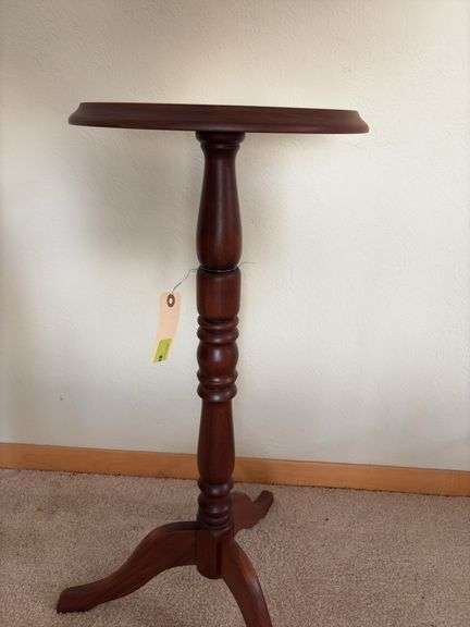 Amana walnut tri leg plant stand 12 x 29H