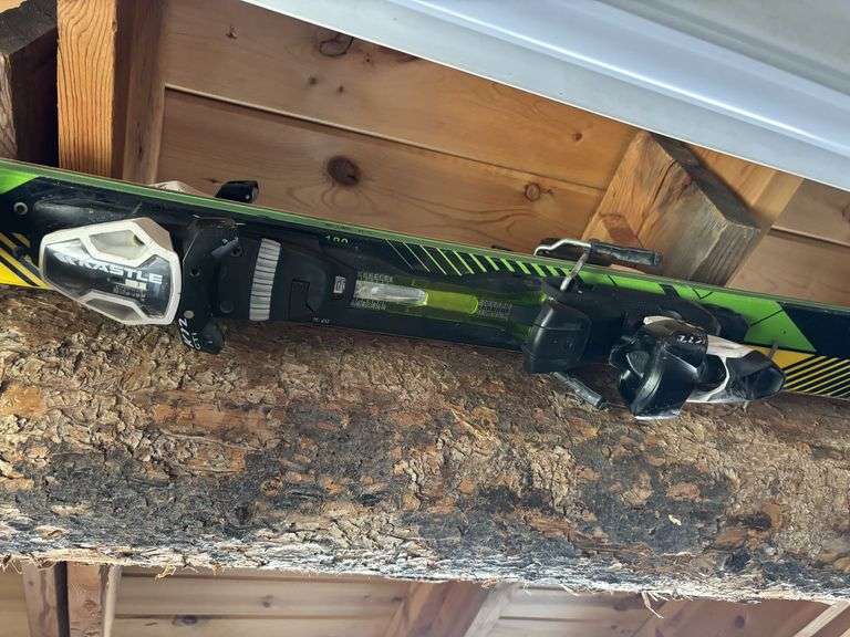 Pair of KASTLE Skiis and boots