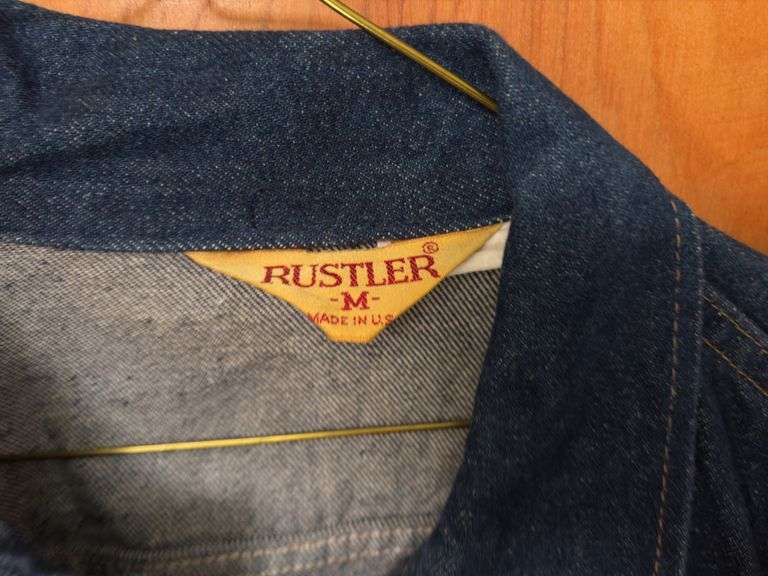 Vintage Rustler size M denim jacket, like new