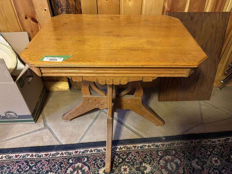 Small oak parlor table - 27 x 19 x 24, wobbly, needs some reinforcing