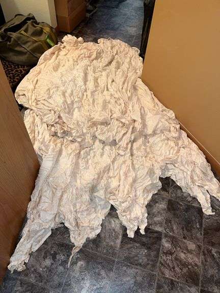 Bag with what appears to be a parachute