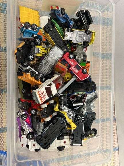 Matchbox style cars, 2 small totes