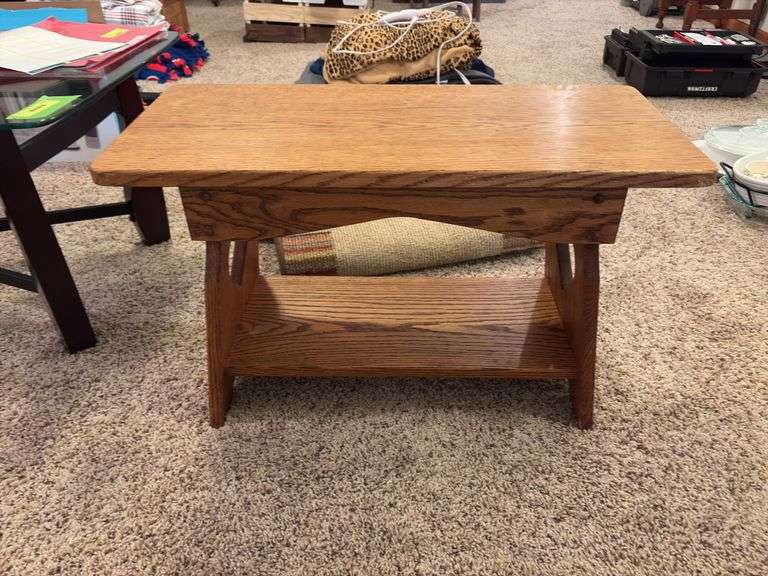 12 x 27 x 17H oak bench