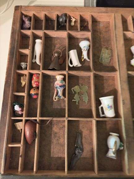 Printers tray and tchotchkes