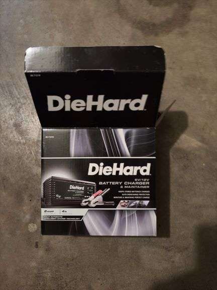 Die Hard 6V/12V battery charger and maintainer