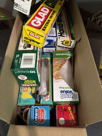Kitchen papers and plastics