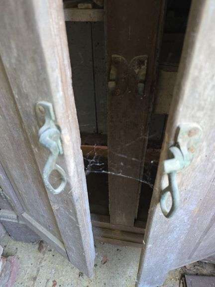 Old oak icebox, kind of iffy condition Don't pay too much, it's pretty rough