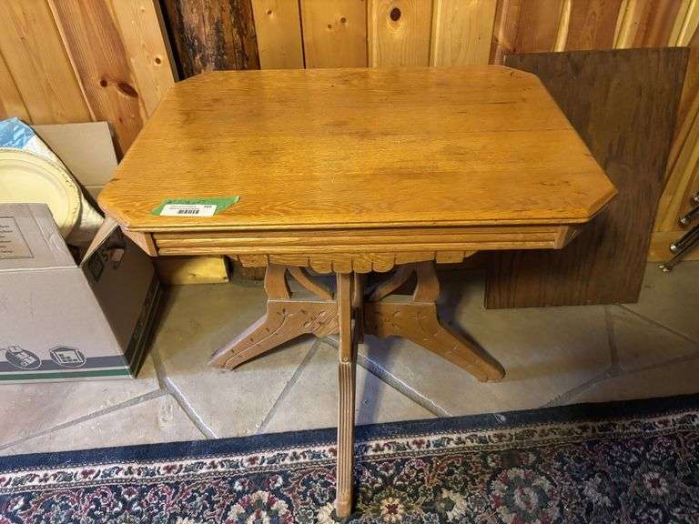 Small oak parlor table - 27 x 19 x 24, wobbly, needs some reinforcing