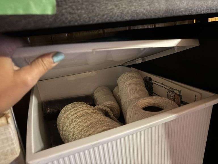 Crafting items on shelving unit
