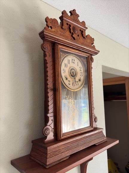 Antique oak kitchen clock w/ alarm 14 wide x 23 tall