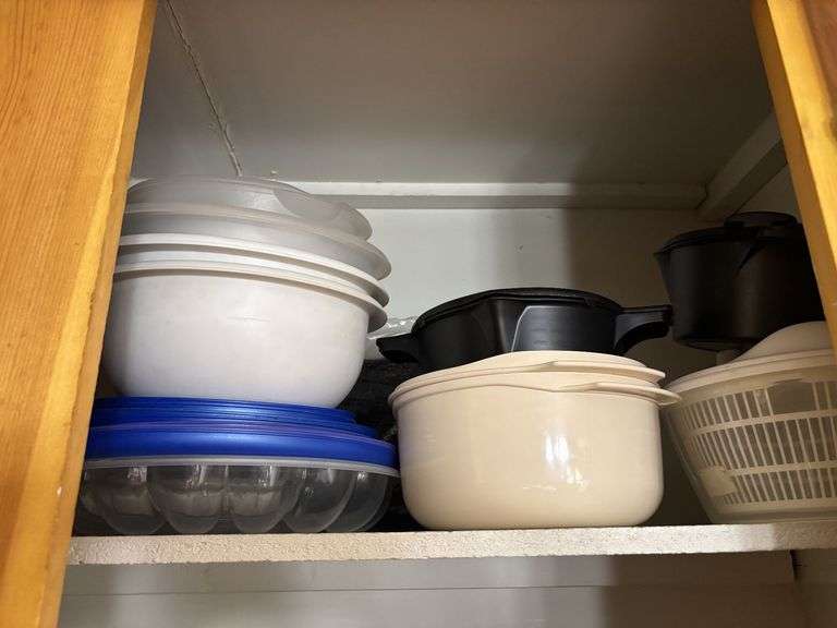 Kitchen items and plasticware