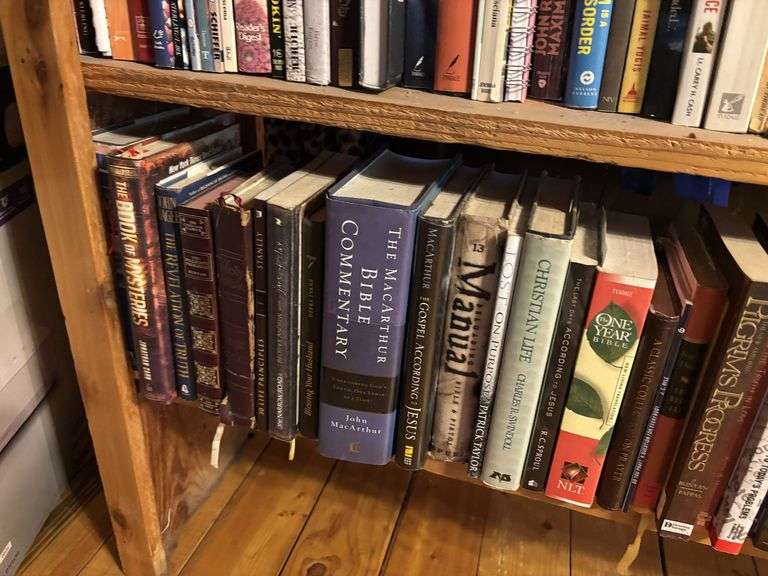 Large assortment of reading books