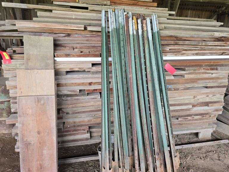 Huge pile of 2x dimension lumber from 2x4 to 2x 12 and from 1' to 8' long pile is 36" tall x 36" wide and 8' long. LOTS of good shorts