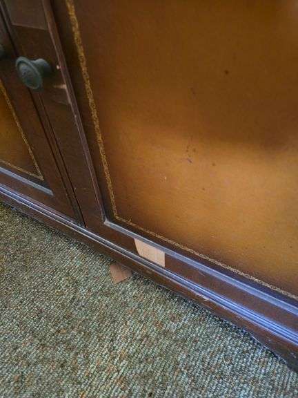 Majestic console radio and record player 16 x 35
