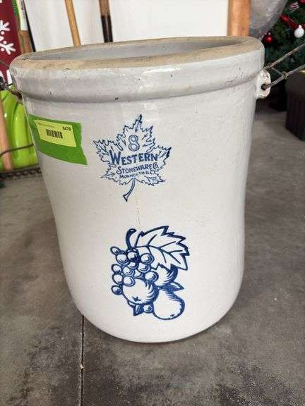 6 gallon Western crock w/ wire bail handles