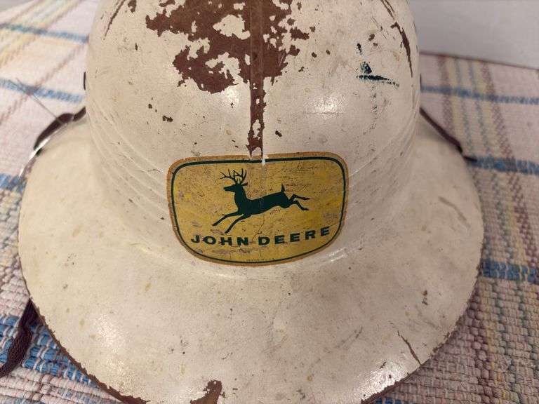 John Deere hat