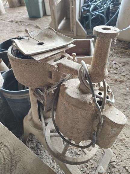 Separator base, large and small  endless belts