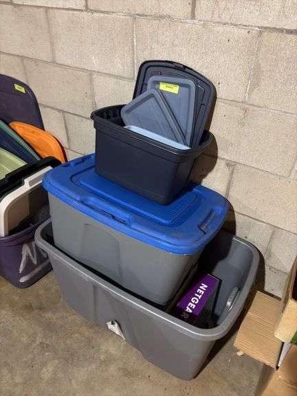 Totes and lids