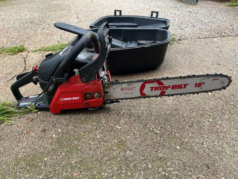 Troybilt 4216 chainsaw and case