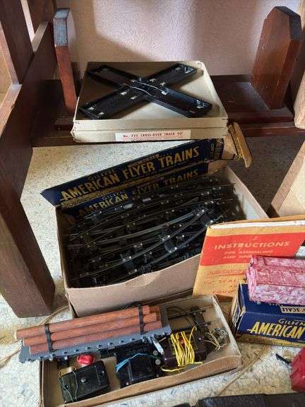 AC Gilbert Co 3/16” scale American Flyer train set,  track, crossover and No. 2 transformer