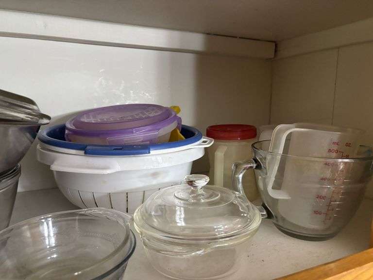 Kitchen items and plasticware