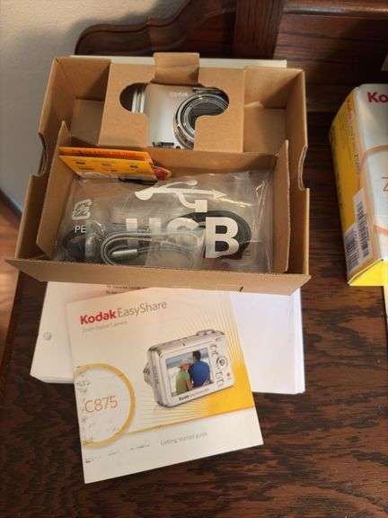 Kodak Easy Share camera C875, Kodak East Share camera Z1285 and Kodak Scanza digital film scanner