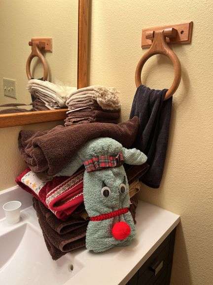 African animal prints and decor, rug, towels, fold up drying rack