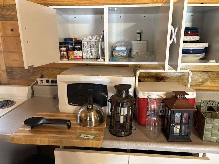 Apartment kitchen cupboard contents!