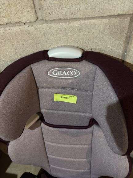 Graco booster seat Model 2186329