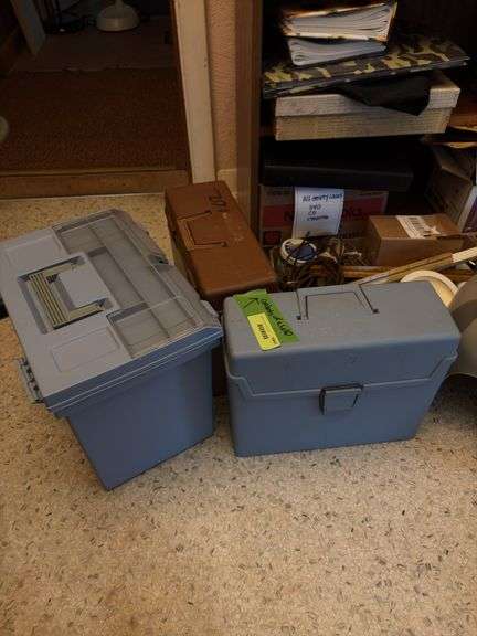 More office supplies, see photos