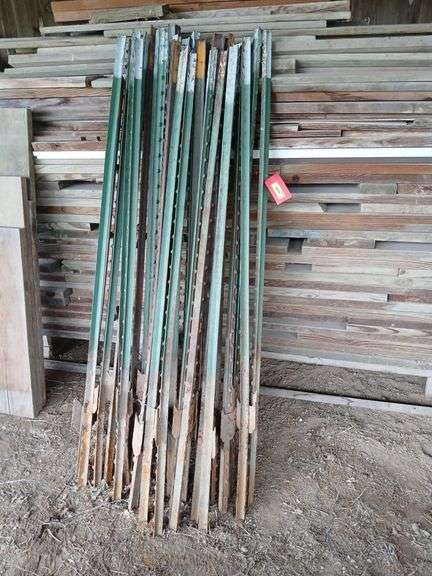 30 steel T posts 6'