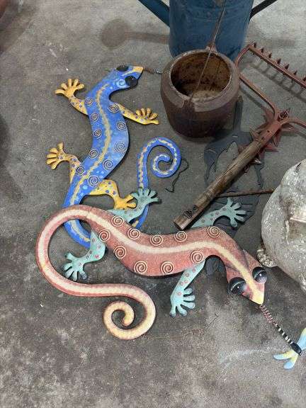 Metal flower garden yard art, bird and sprinkling can