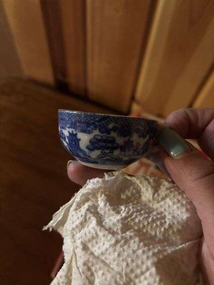Vintage china child's tea set