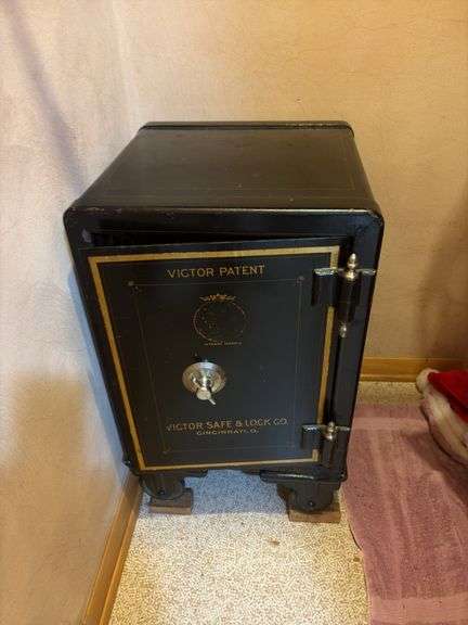 Antique Victor Safe & Lock Co Cincinnati, O. 18 x 18 x 29 on wheels, marked Sold by Dr W Barb?? Cedar Rapids, Ia. BRING STRONG HELP!