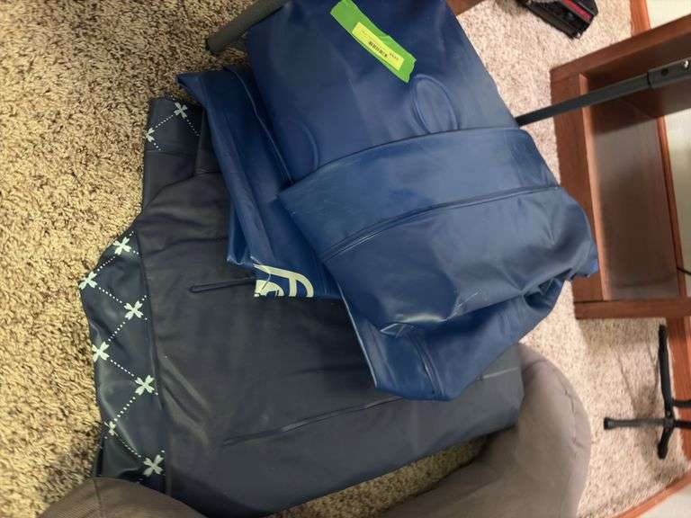 2 air mattresses, arm pillow and back roller