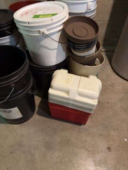 Many buckets, two battery boxes