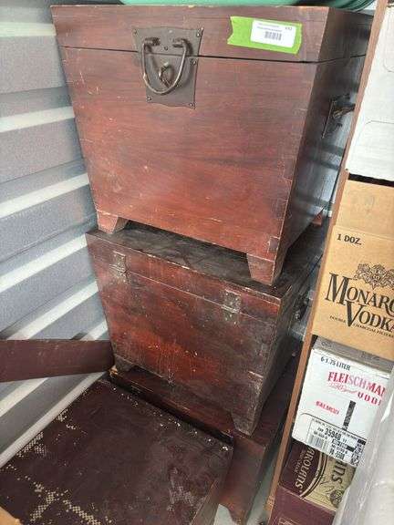 Set of four lift top storage chests three small one large - need a little TLC