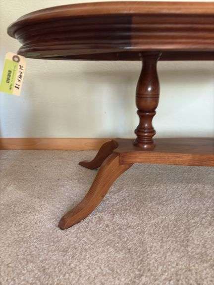 Amana walnut oval coffee table 21 x 44 x 18H