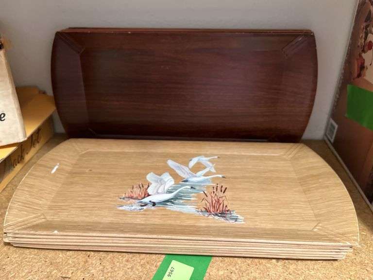 Hazel Ware Simplicity 8pc Buffett service, Anchor Hocking 8oz wheat snack set, 15 Haskelite trays