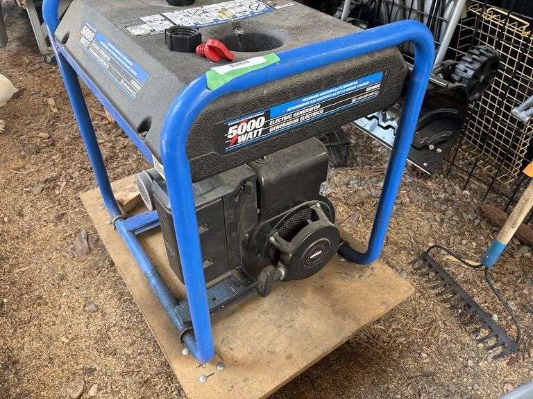 DeVilbiss 5000 Watt Electric Generator