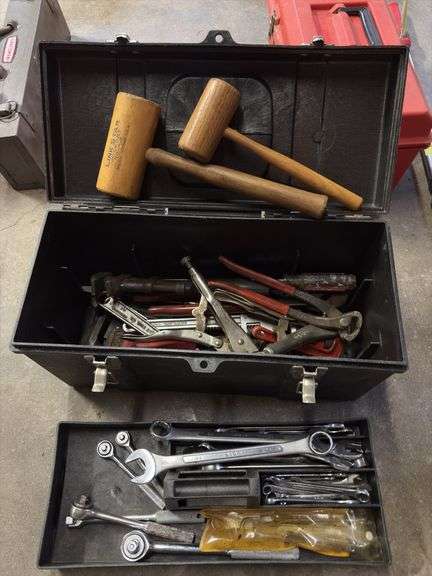 Toolbox w/ tools