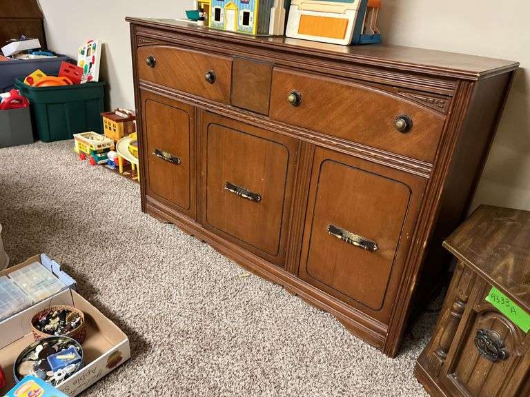 Vintage sideboard 20D x 56L x 37H NO CONTENTS